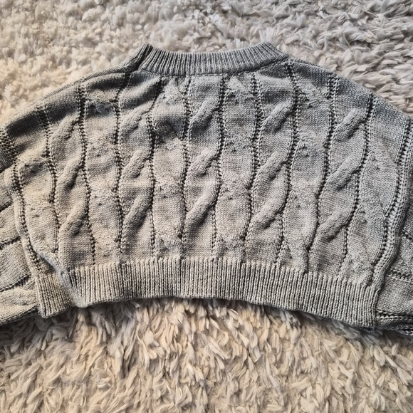 Forever 21 Super Cropped Cable Knit Sweater – Gray XS - Picture 14 of 15